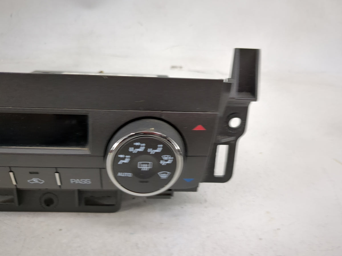 2007 Buick Lucerne Climate Control Module Temperature AC/Heater Replacement P/N:15892086 Fits OEM Used Auto Parts - Oemuseda