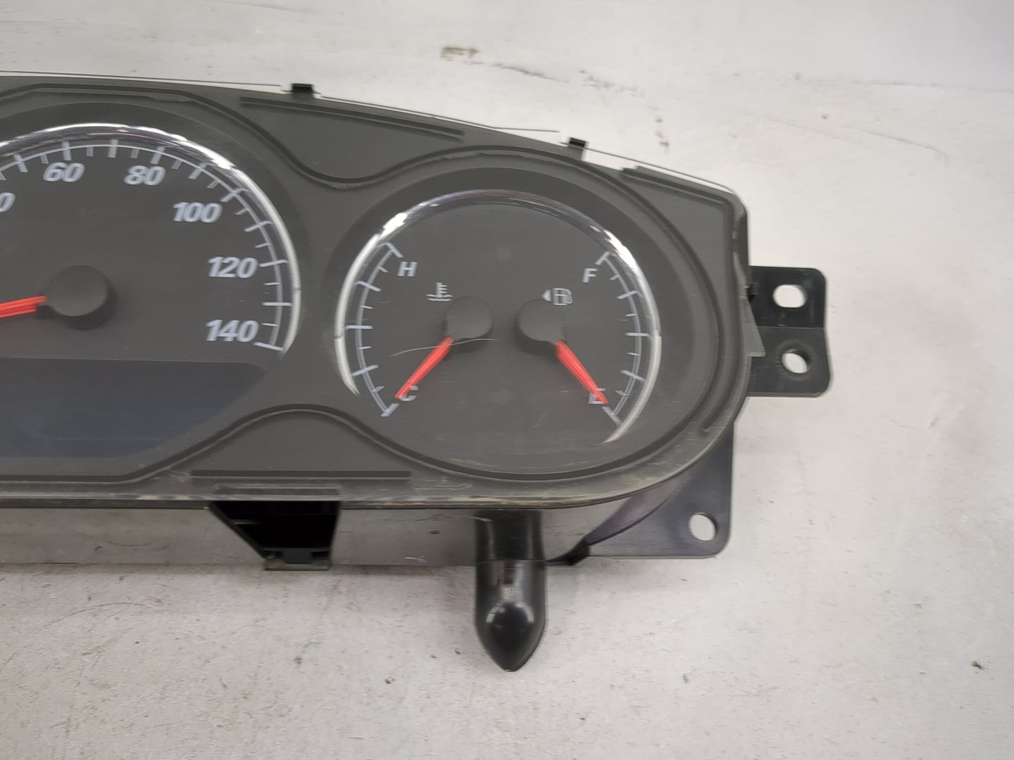 2007 Buick Lucerne Instrument Cluster Speedometer Gauges P/N:15951641 28073839 Miles:202K Fits OEM Used Auto Parts - Oemused