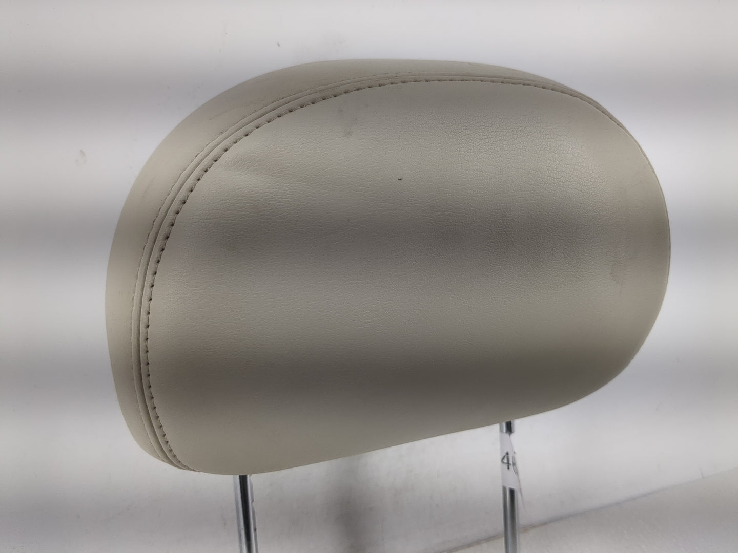 2006-2010 Buick Lucerne Headrest Head Rest Front Driver Passenger Seat Fits Fits 2006 2007 2008 2009 2010 OEM Used Auto Part