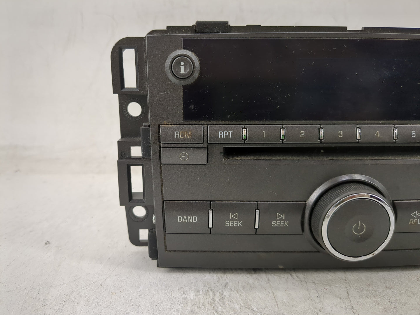 2007 Buick Lucerne Radio AM FM Cd Player Receiver Replacement P/N:25776332 Fits OEM Used Auto Parts - Oemusedautoparts1.com