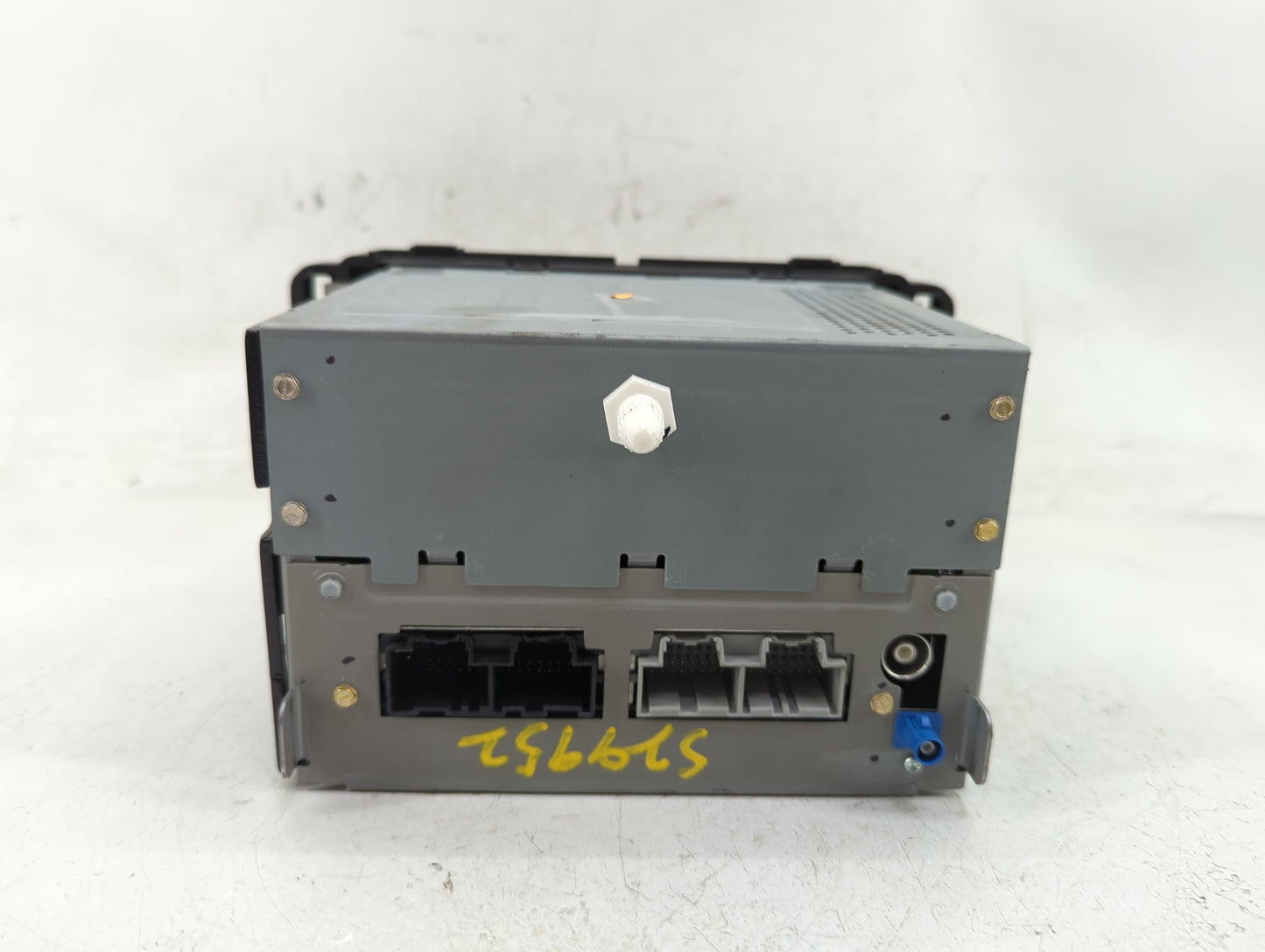 2006-2007 Buick Lucerne Radio AM FM Cd Player Receiver Replacement P/N:15924887 Fits Fits 2006 2007 OEM Used Auto Parts - Oe