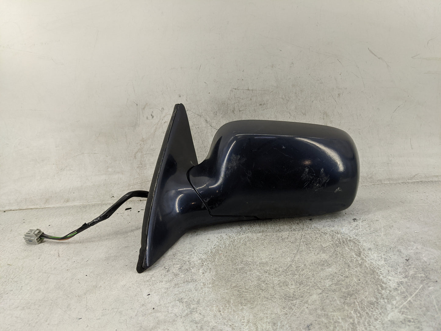 2006-2008 Buick Lucerne Driver Side View Mirror - Left Door Mirror OEM Used - Oemusedautoparts1.com