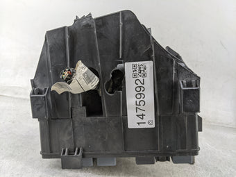 compare product 2006-2007 Buick Lucerne Fusebox Fuse Box Panel Relay Module P/N:15947856 0001280168, 6906528B, 04692139AA Fits Fits 2006 2007 OEM Used Auto Parts