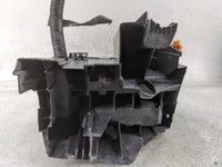 2006-2007 Buick Lucerne Fusebox Fuse Box Panel Relay Module P/N:15947856 0001280168, 6906528B, 04692139AA Fits Fits 2006 200