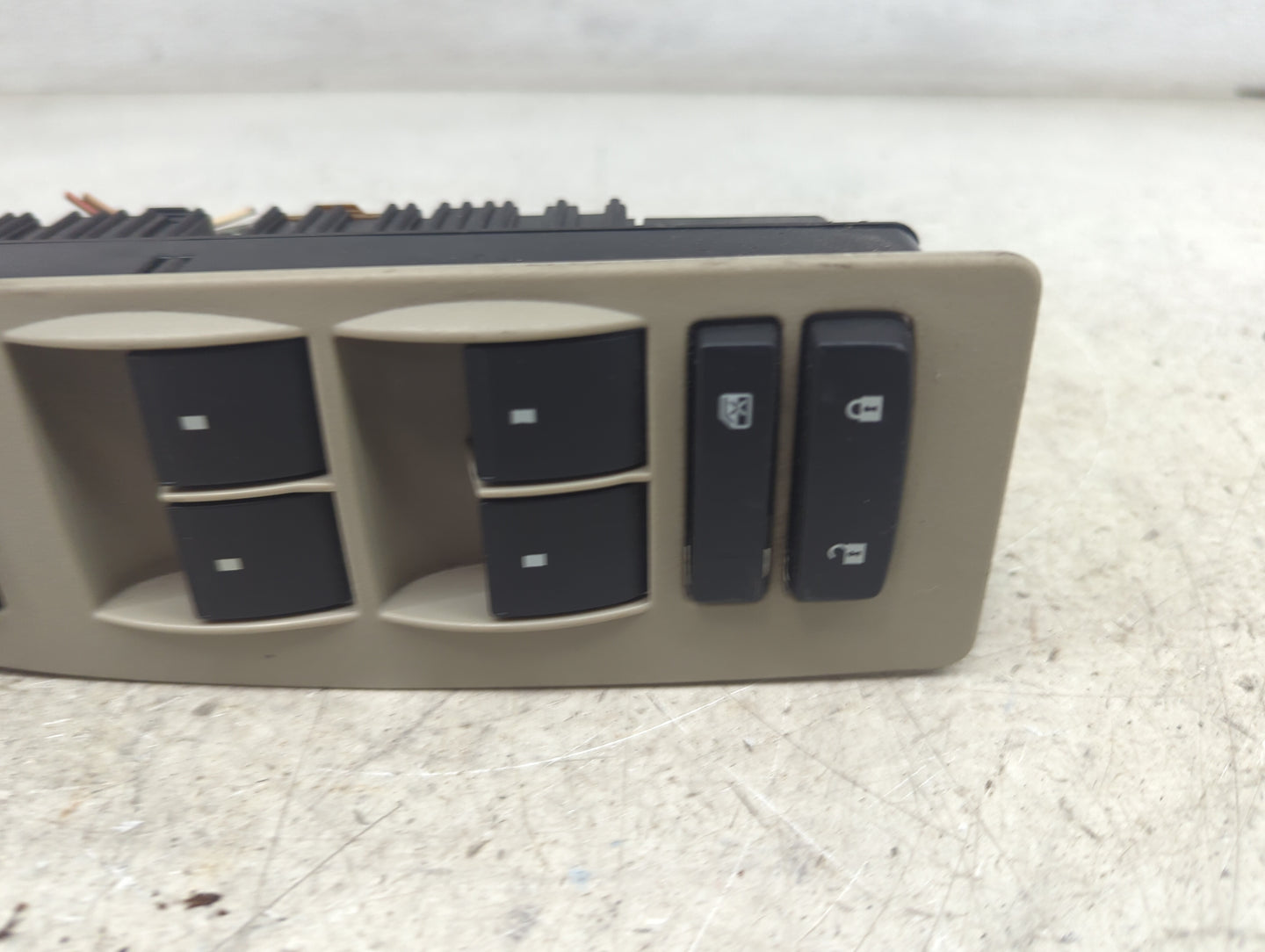 2006-2011 Buick Lucerne Master Power Window Switch Replacement Driver Side Left P/N:15912163 F 00H J00 336 Fits OEM Used Aut