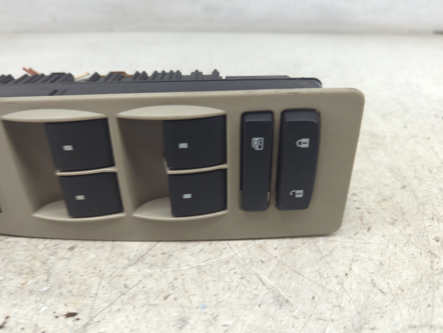 2006-2011 Buick Lucerne Master Power Window Switch Replacement Driver Side Left P/N:15912163 F 00H J00 336 Fits OEM Used Aut