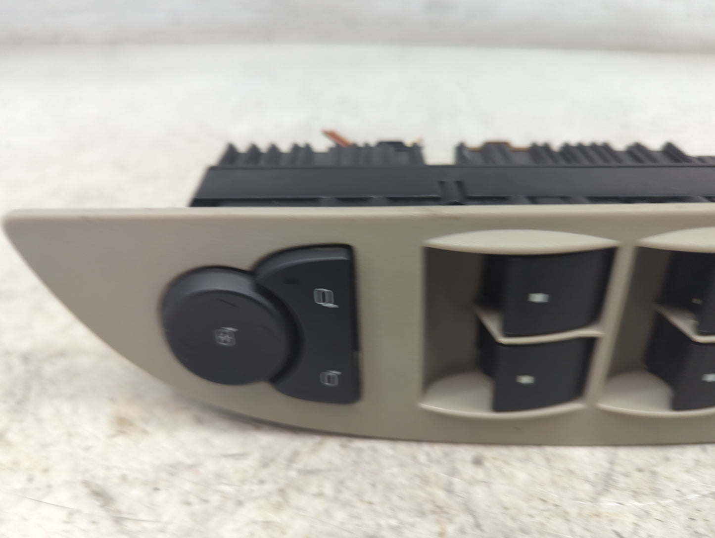 2006-2011 Buick Lucerne Master Power Window Switch Replacement Driver Side Left P/N:15912163 F 00H J00 336 Fits OEM Used Aut