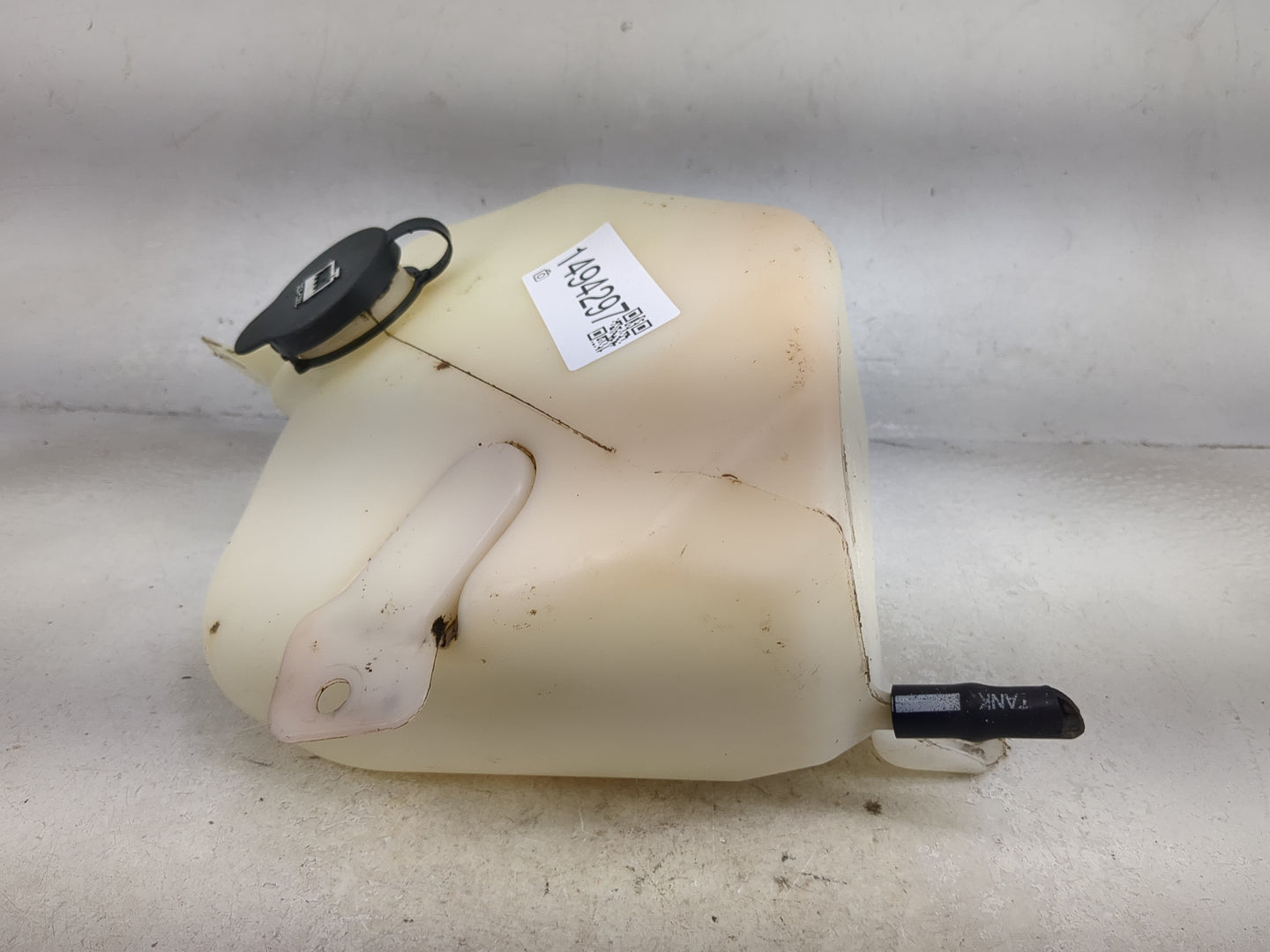 2006-2011 Buick Lucerne Radiator Coolant Overflow Expansion Tank Bottle 1494297 - Oemusedautoparts1.com