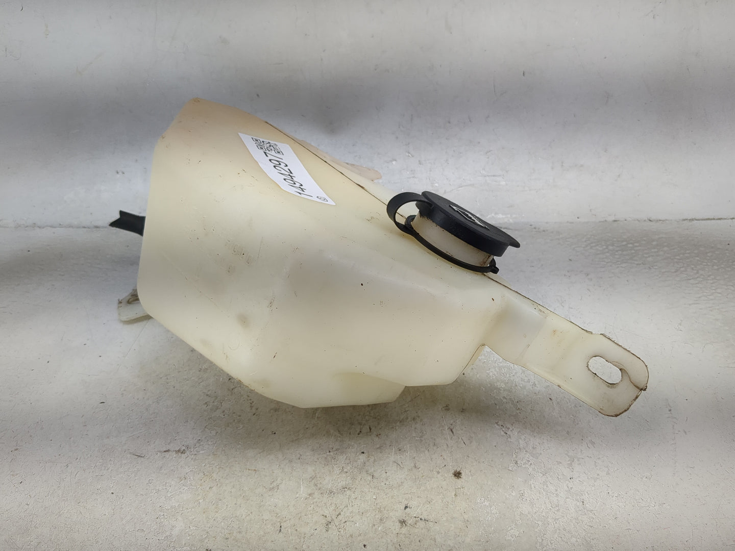 2006-2011 Buick Lucerne Radiator Coolant Overflow Expansion Tank Bottle 1494297 - Oemusedautoparts1.com