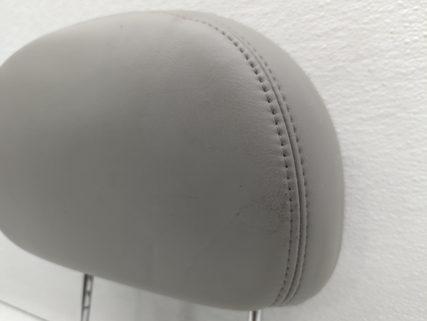 2006-2010 Buick Lucerne Headrest Head Rest Front Driver Passenger Seat - Oemusedautoparts1.com
