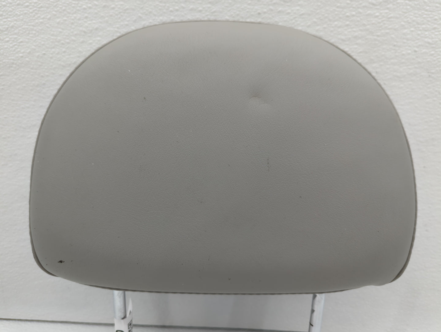 2006-2010 Buick Lucerne Headrest Head Rest Front Driver Passenger Seat - Oemusedautoparts1.com