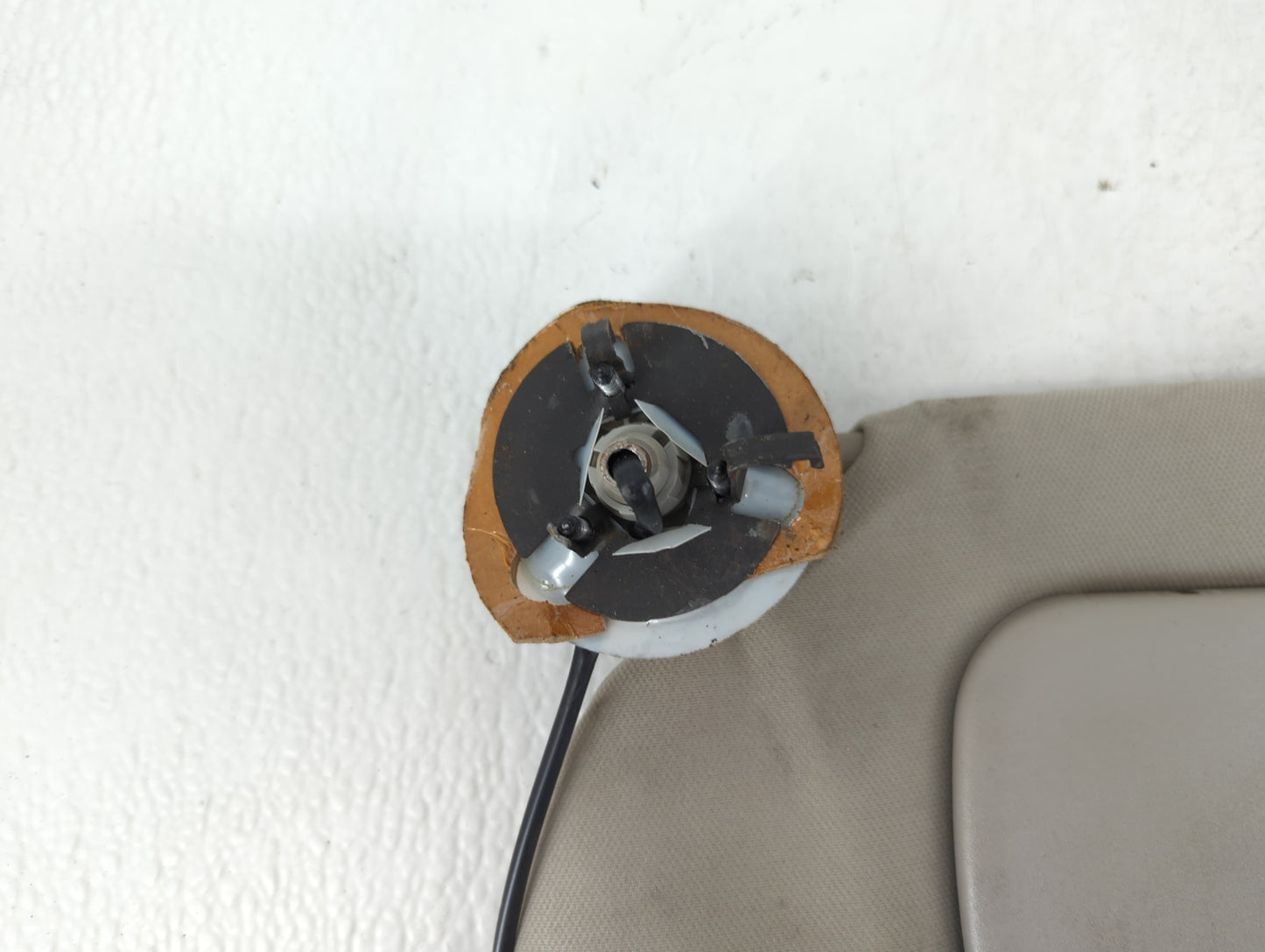 2006-2011 Buick Lucerne Sun Visor Shade Replacement Driver Left Mirror Fits Fits 2006 2007 2008 2009 2010 2011 OEM Used Auto