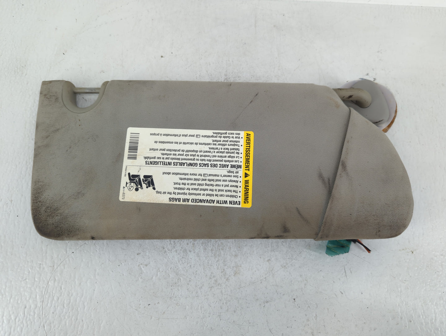 2006-2011 Buick Lucerne Sun Visor Shade Replacement Driver Left Mirror Fits Fits 2006 2007 2008 2009 2010 2011 OEM Used Auto