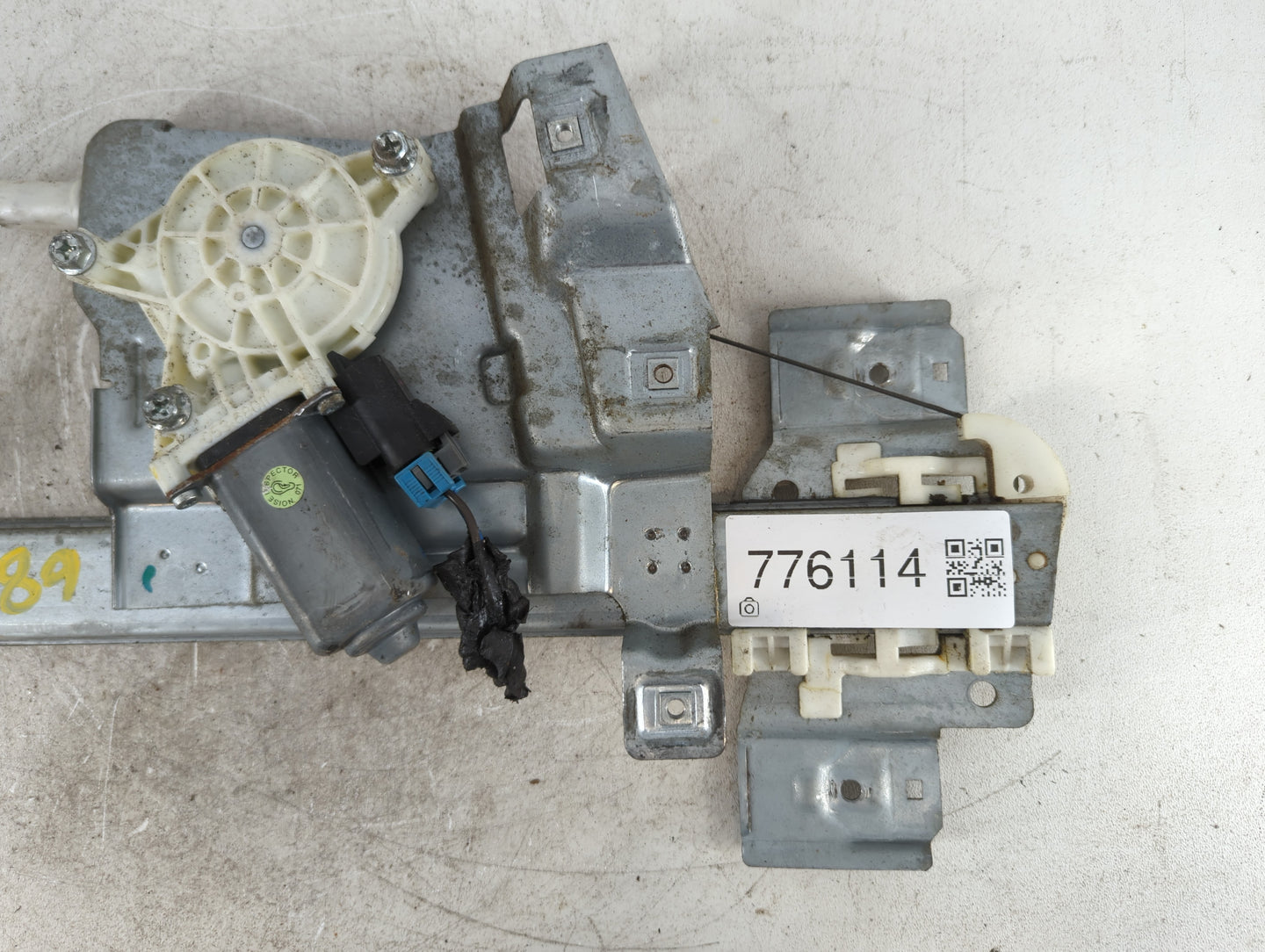 2006-2011 Buick Lucerne Driver Left Front Window Regulator 776114 - Oemusedautoparts1.com