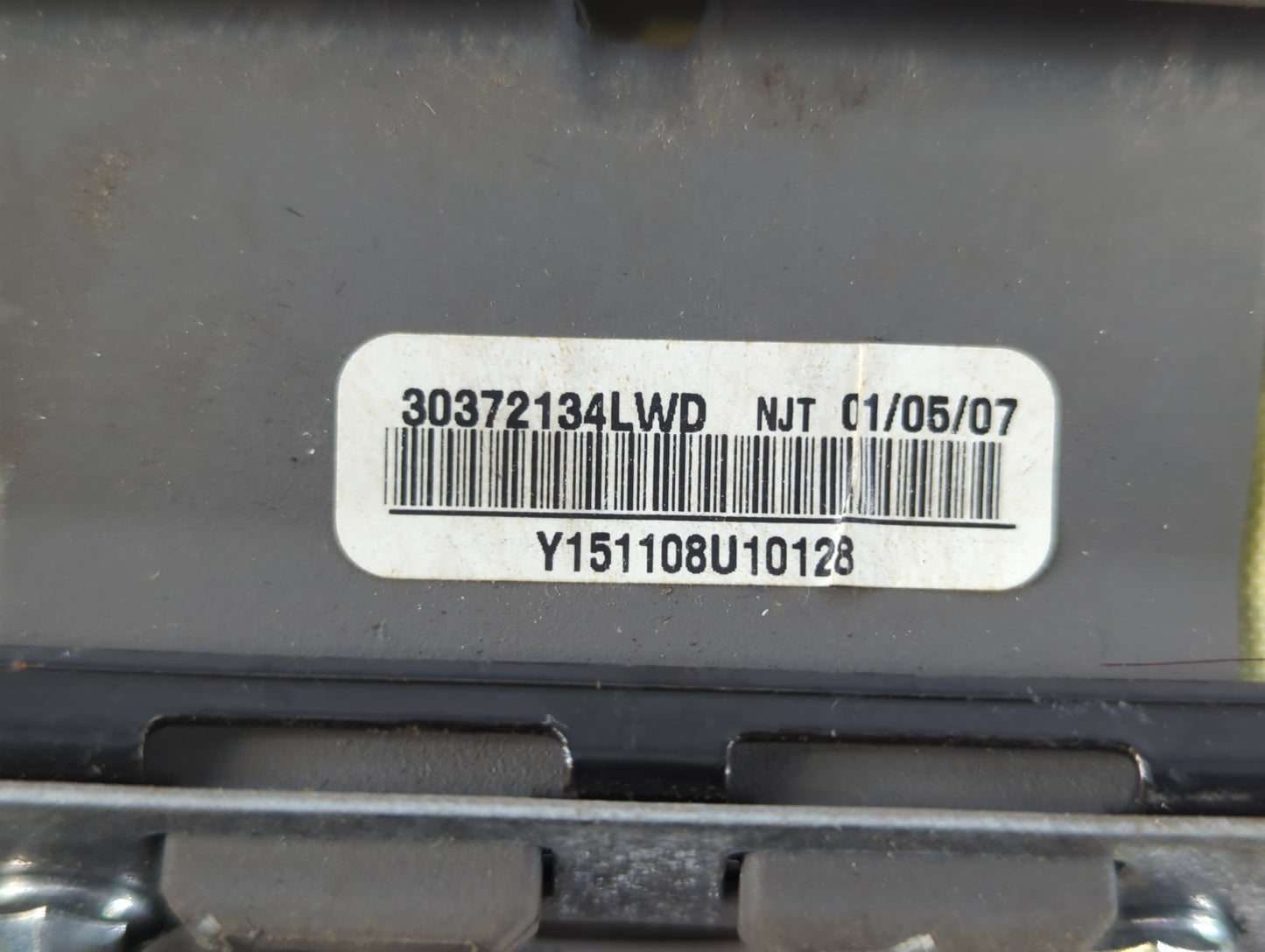 2007-2011 Buick Lucerne Air Bag Driver Left Steering Wheel Mounted - Oemusedautoparts1.com