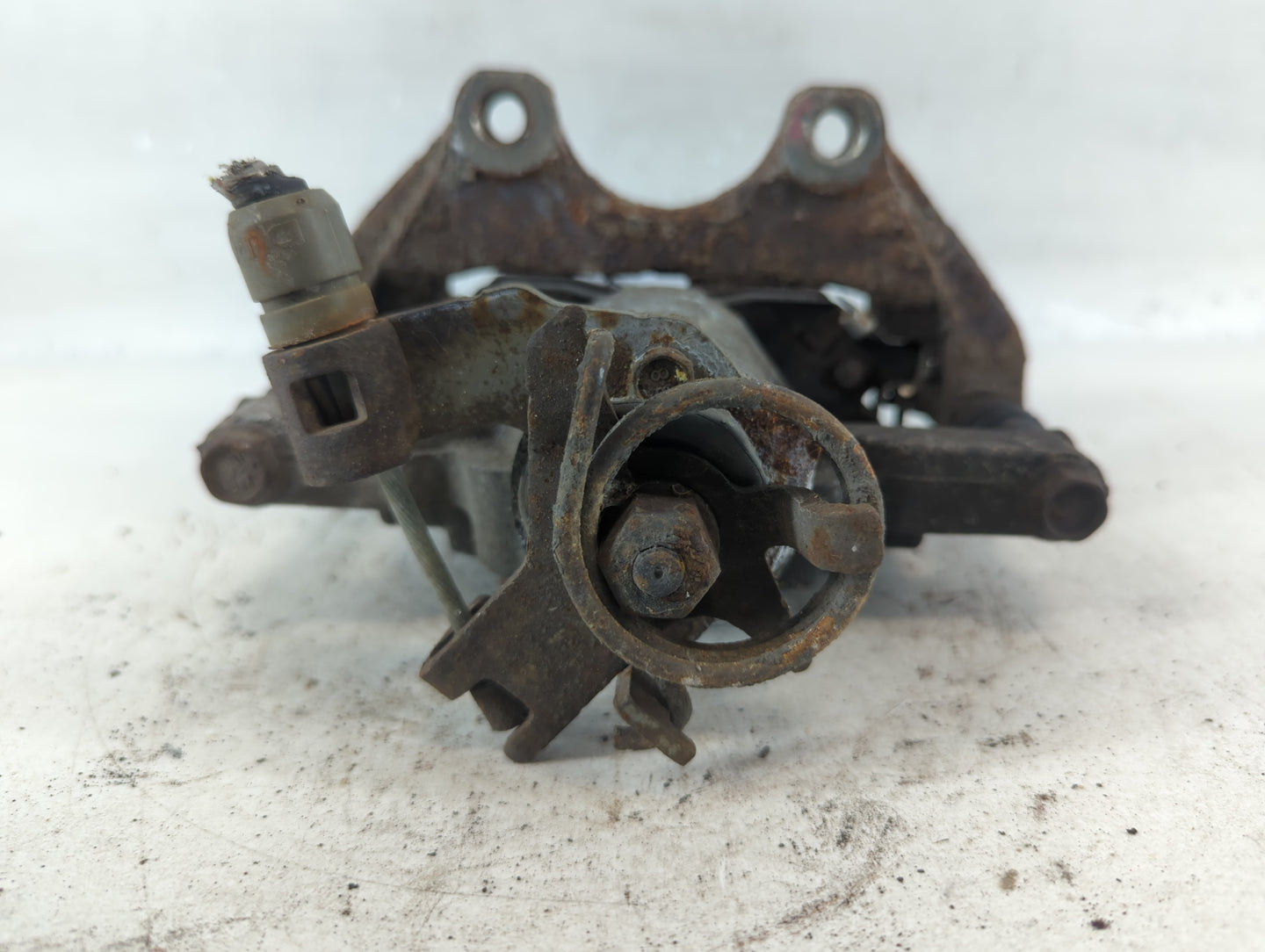 2006-2011 Buick Lucerne Rear Passenger Right Brake Caliper - Oemusedautoparts1.com
