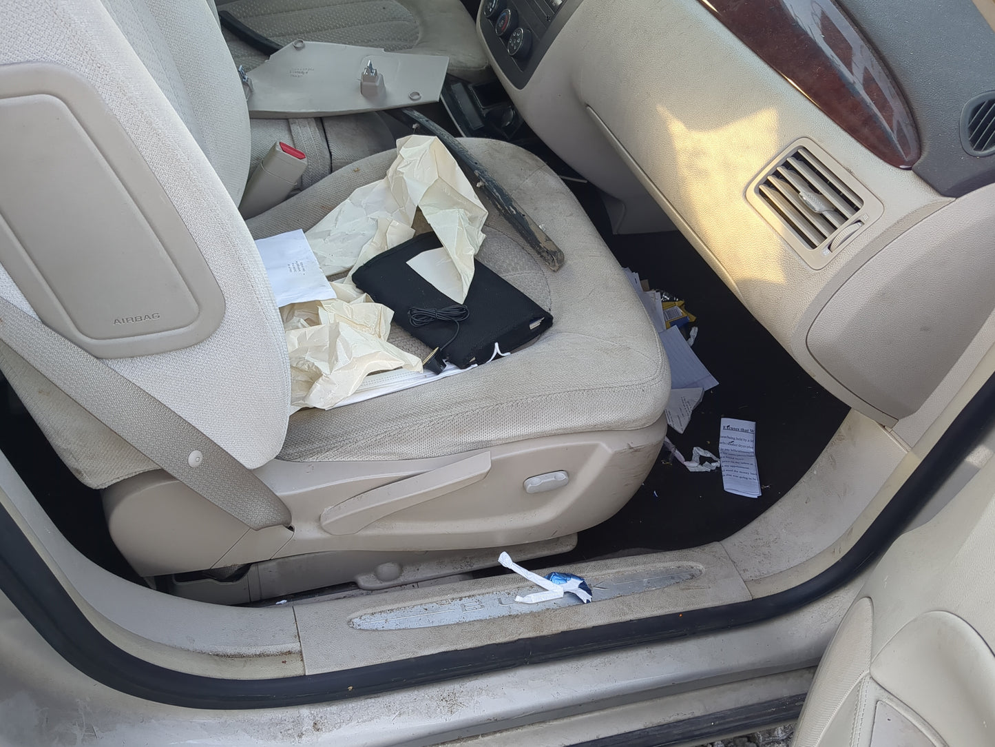 2006-2008 Buick Lucerne Passenger Front Seat Oem - Oemusedautoparts1.com