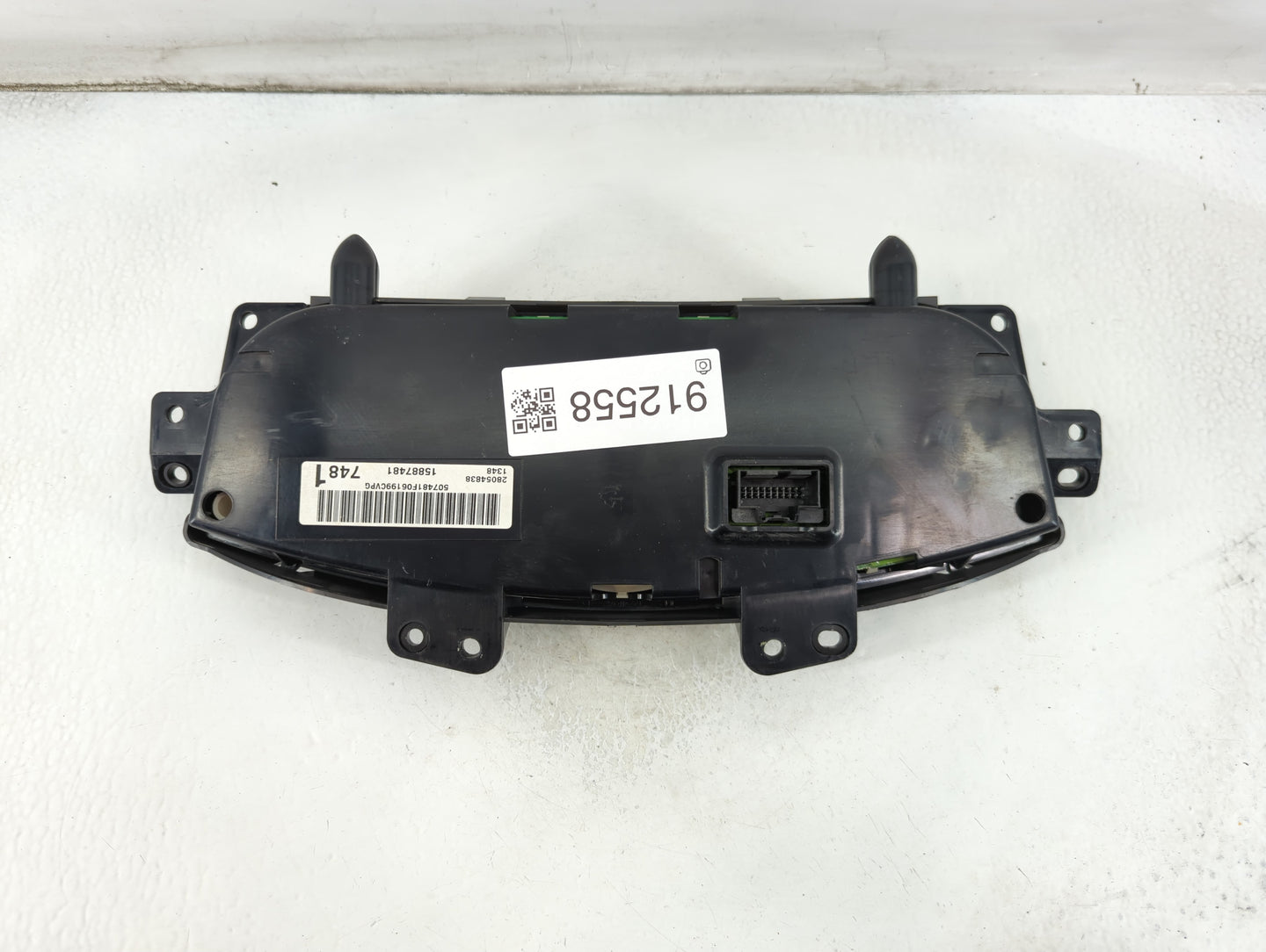 2007 Buick Lucerne Instrument Cluster Speedometer Gauges P/N:15887481 Fits OEM Used Auto Parts - Oemusedautoparts1.com
