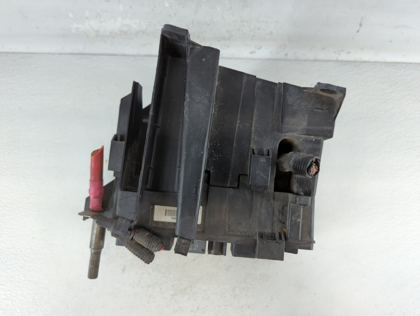 2006-2007 Buick Lucerne Fusebox Fuse Box Panel Relay Module Fits Fits 2006 2007 OEM Used Auto Parts - Oemusedautoparts1.com