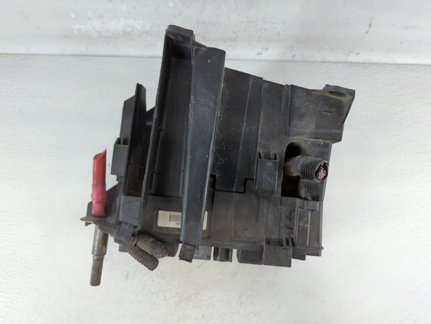 2006-2007 Buick Lucerne Fusebox Fuse Box Panel Relay Module Fits Fits 2006 2007 OEM Used Auto Parts - Oemusedautoparts1.com
