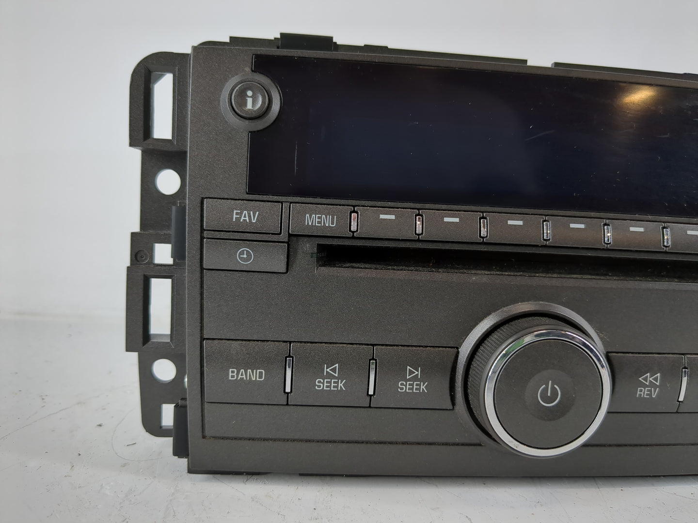 2007 Buick Lucerne Radio AM FM Cd Player Receiver Replacement P/N:25776333 Fits OEM Used Auto Parts - Oemusedautoparts1.com