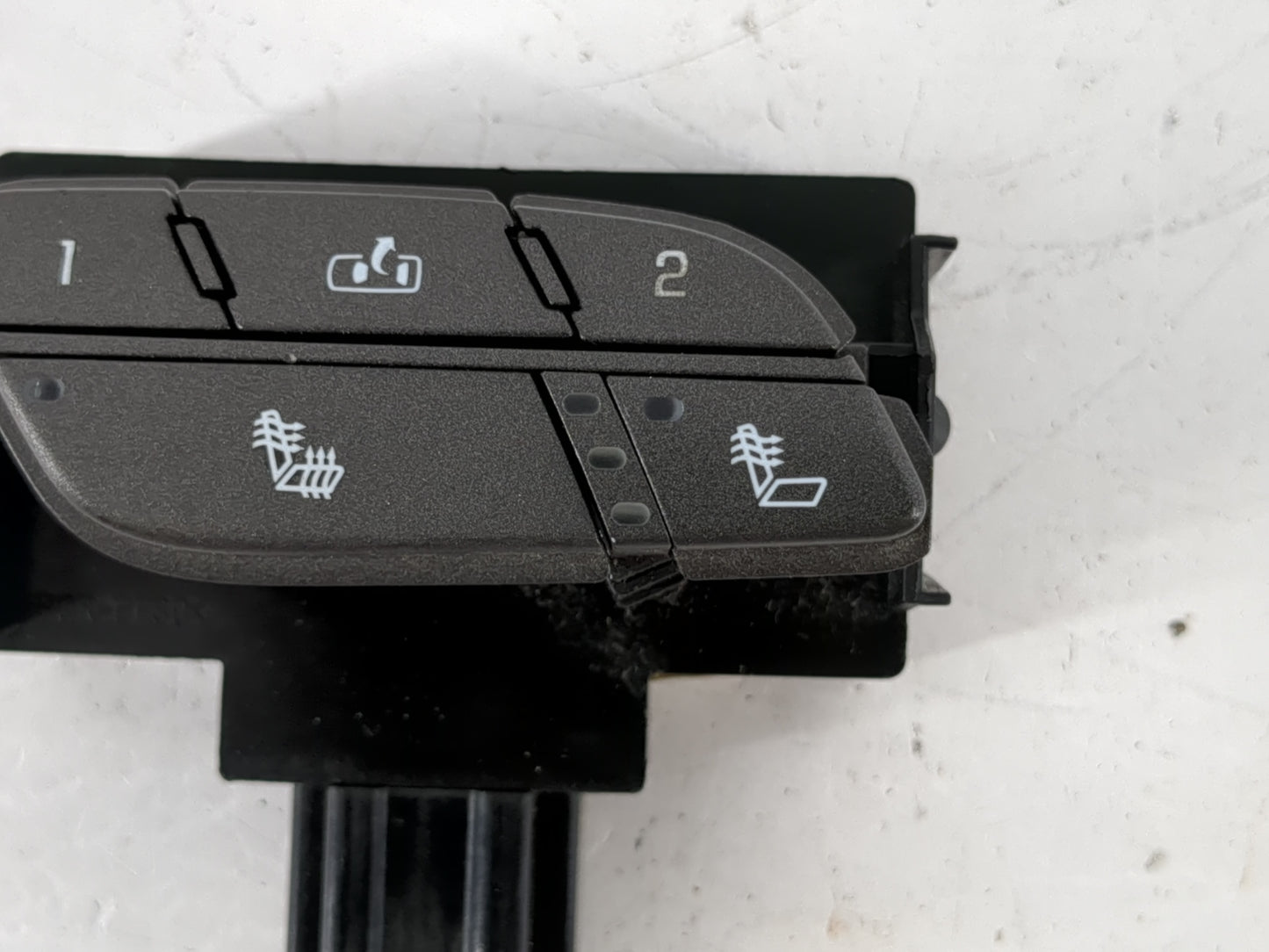 2007-2011 Buick Lucerne Master Power Window Switch Replacement Driver Side Left P/N:25759265 Fits Fits 2007 2008 2009 2010 2