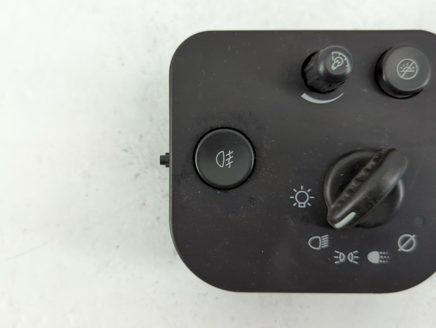 2007 Buick Rainie Headlight Lamp Control Switch - Oemusedautoparts1.com