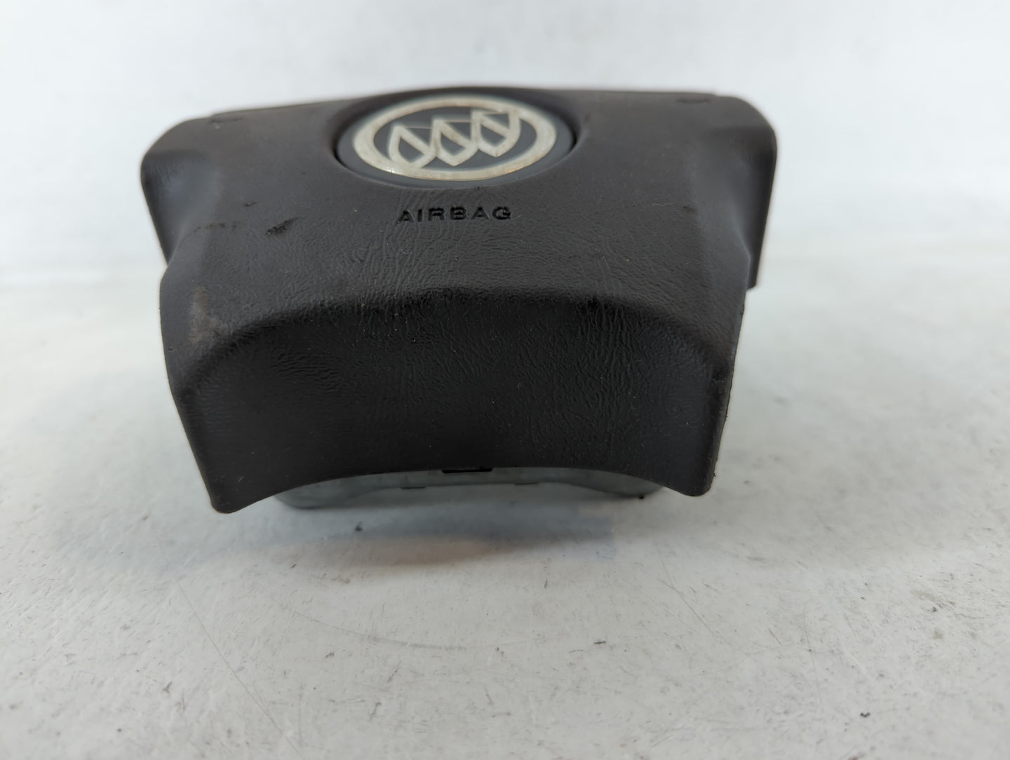 2005-2007 Buick Rainier Air Bag Driver Left Steering Wheel Mounted P/N:AB2399Q1GUL9KY Fits Fits 2005 2006 2007 OEM Used Auto