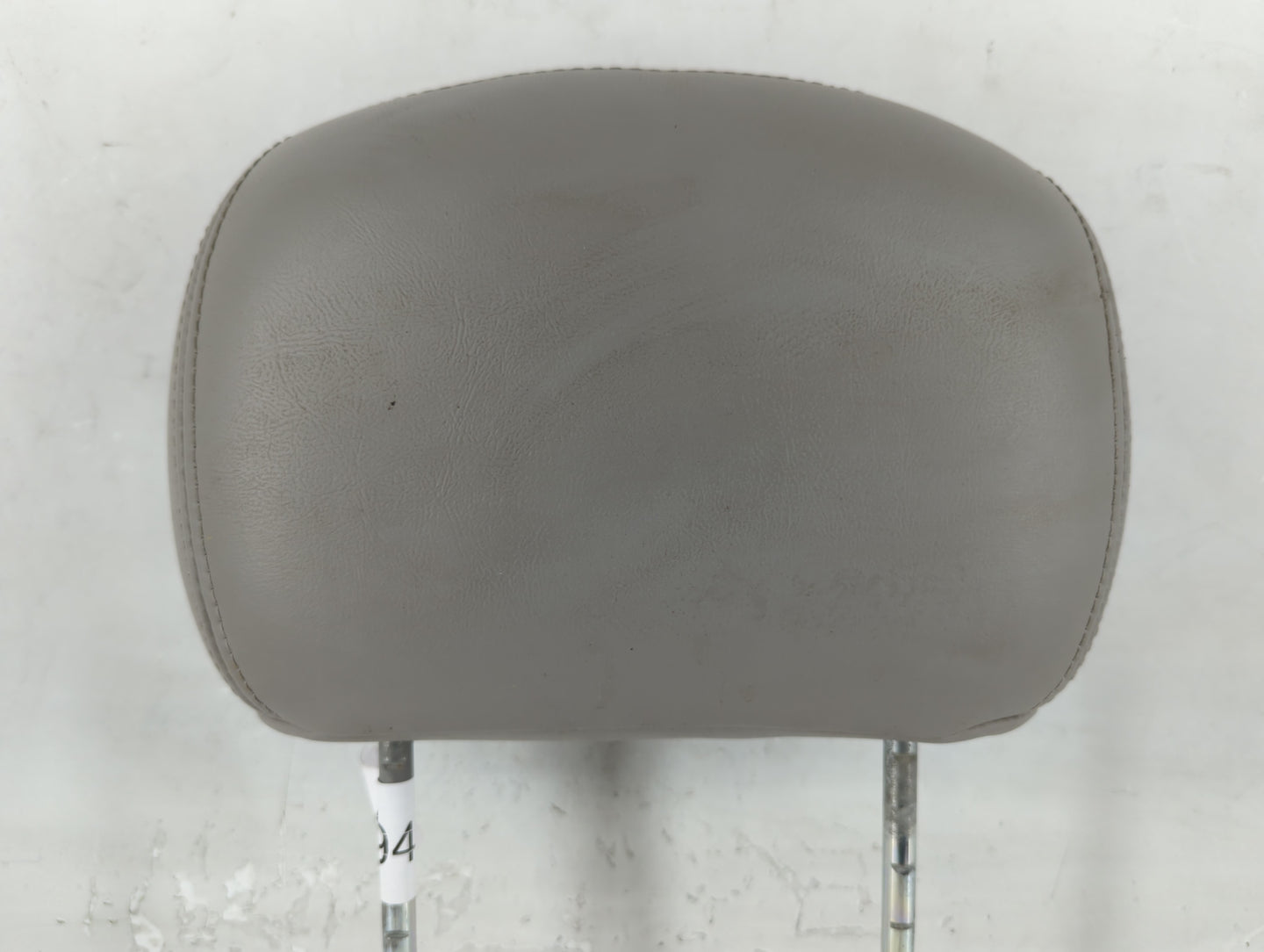 2005-2007 Buick Rainier Headrest Head Rest Front Driver Passenger Seat Fits Fits 2005 2006 2007 2008 2009 OEM Used Auto Part
