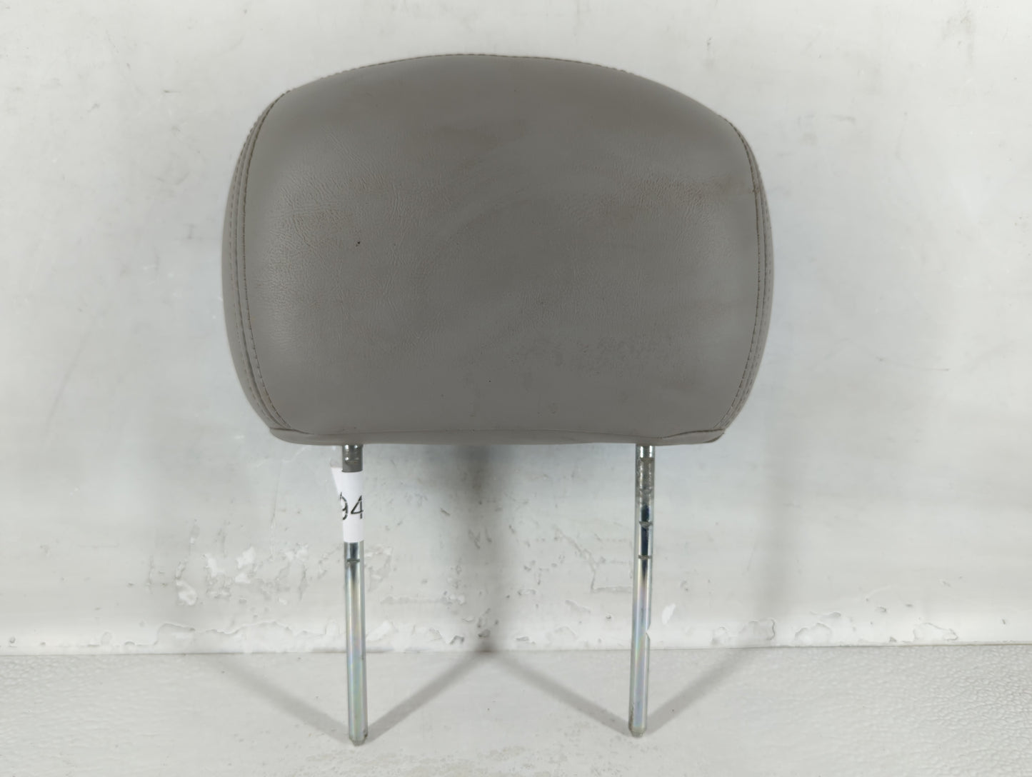 2005-2007 Buick Rainier Headrest Head Rest Front Driver Passenger Seat Fits Fits 2005 2006 2007 2008 2009 OEM Used Auto Part
