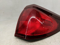 2004-2007 Buick Rendezvous Tail Light Assembly Passenger Right OEM P/N:15281032 Fits Fits 2004 2005 2006 2007 OEM Used Auto 