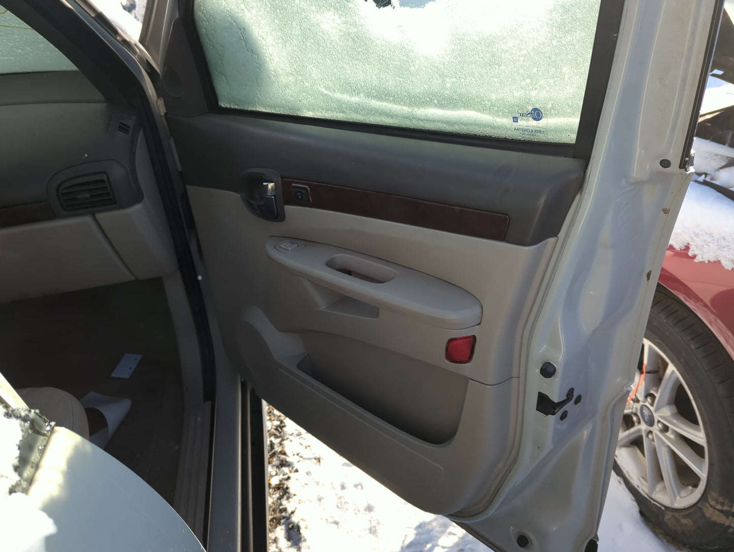 2007 Buick Rendezvous Front Right Passenger Interior Door Panel Trim - Oemusedautoparts1.com