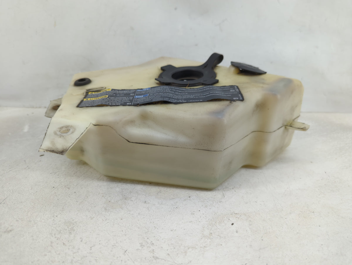 2002 Buick Rendezvous Radiator Coolant Overflow Expansion Tank Bottle 1438278 - Oemusedautoparts1.com