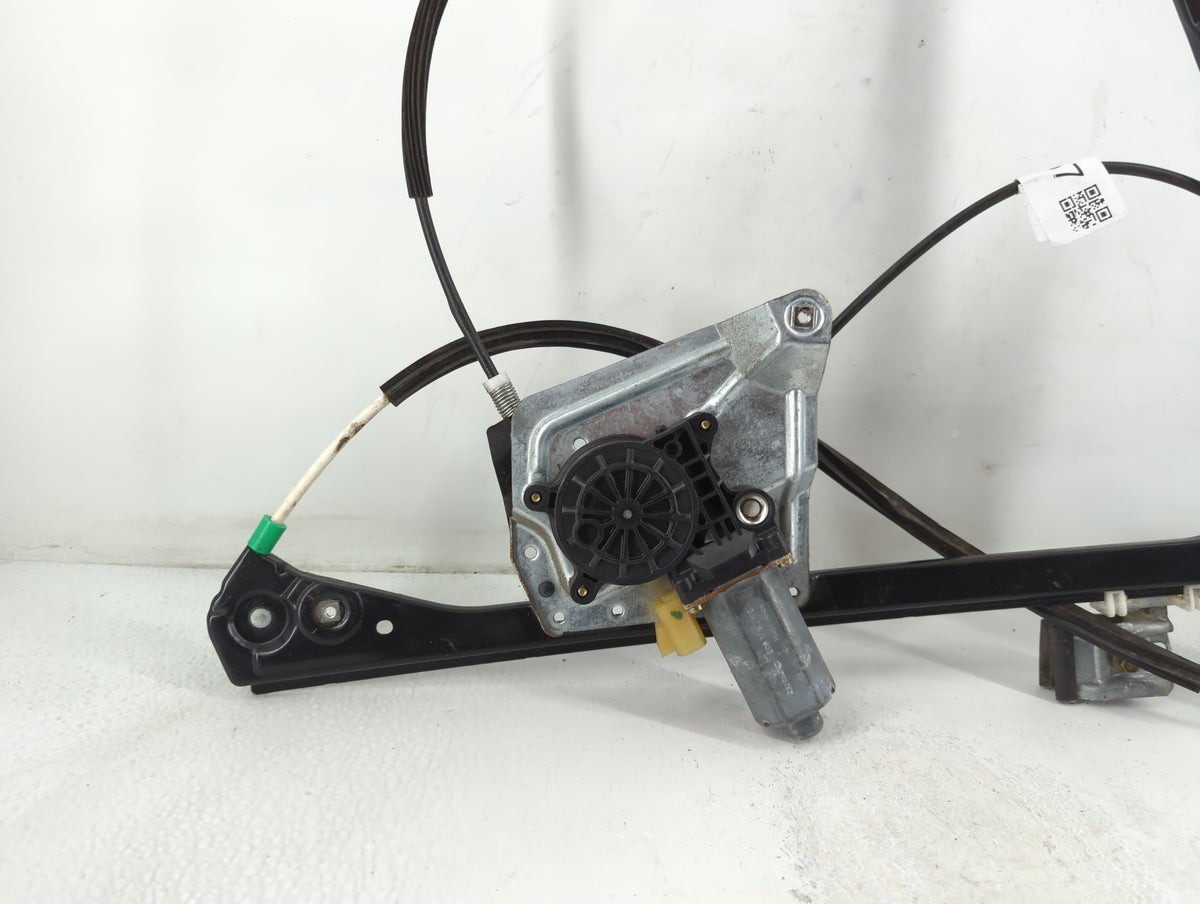 2002-2007 Buick Rendezvous Used Window Regulator Passenger Front 778757 - Oemusedautoparts1.com