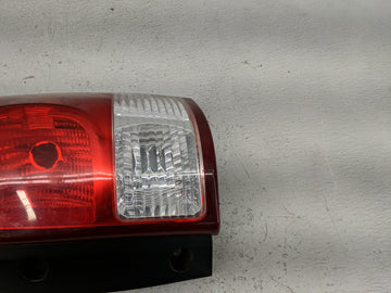 2005-2007 Buick Terraza Tail Light Assembly Passenger Right OEM Fits Fits 2005 2006 2007 2008 2009 OEM Used Auto Parts