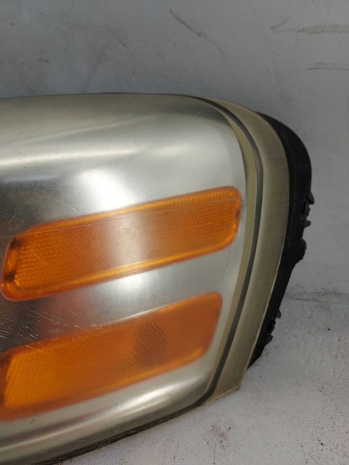 2005-2007 Buick Terraza Driver Left Oem Head Light Headlight Lamp - Oemusedautoparts1.com