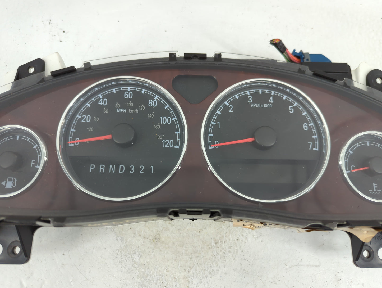 2005-2007 Buick Terraza Instrument Cluster Speedometer Gauges Fits Fits 2005 2006 2007 OEM Used Auto Parts - Oemusedautopart
