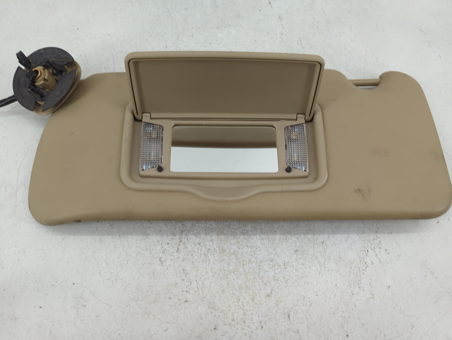 2003-2007 Cadillac Cts Sun Visor Shade Replacement Driver Left Mirror Fits Fits 2003 2004 2005 2006 2007 OEM Used Auto Parts