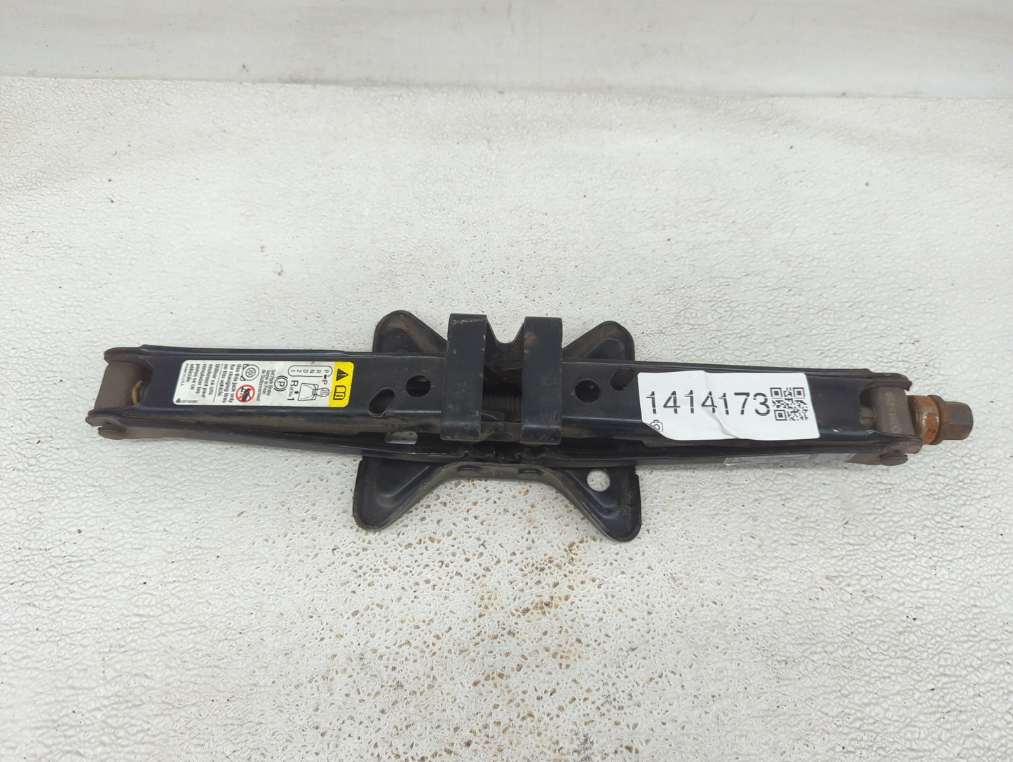2007 Cadillac Cts Spare Scissor Car Jack - Oemusedautoparts1.com