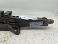 2007 Cadillac Cts Spare Scissor Car Jack - Oemusedautoparts1.com