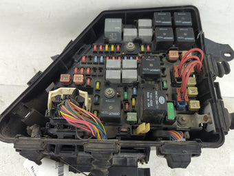 compare product 2004-2007 Cadillac Cts Fusebox Fuse Box Panel Relay Module Fits Fits 2004 2005 2006 2007 OEM Used Auto Parts
