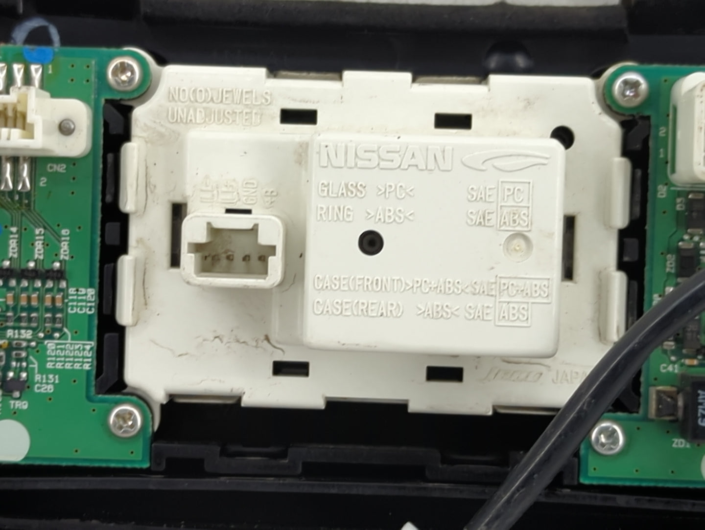 2003-2007 Cadillac Cts Radio Control Panel - Oemusedautoparts1.com