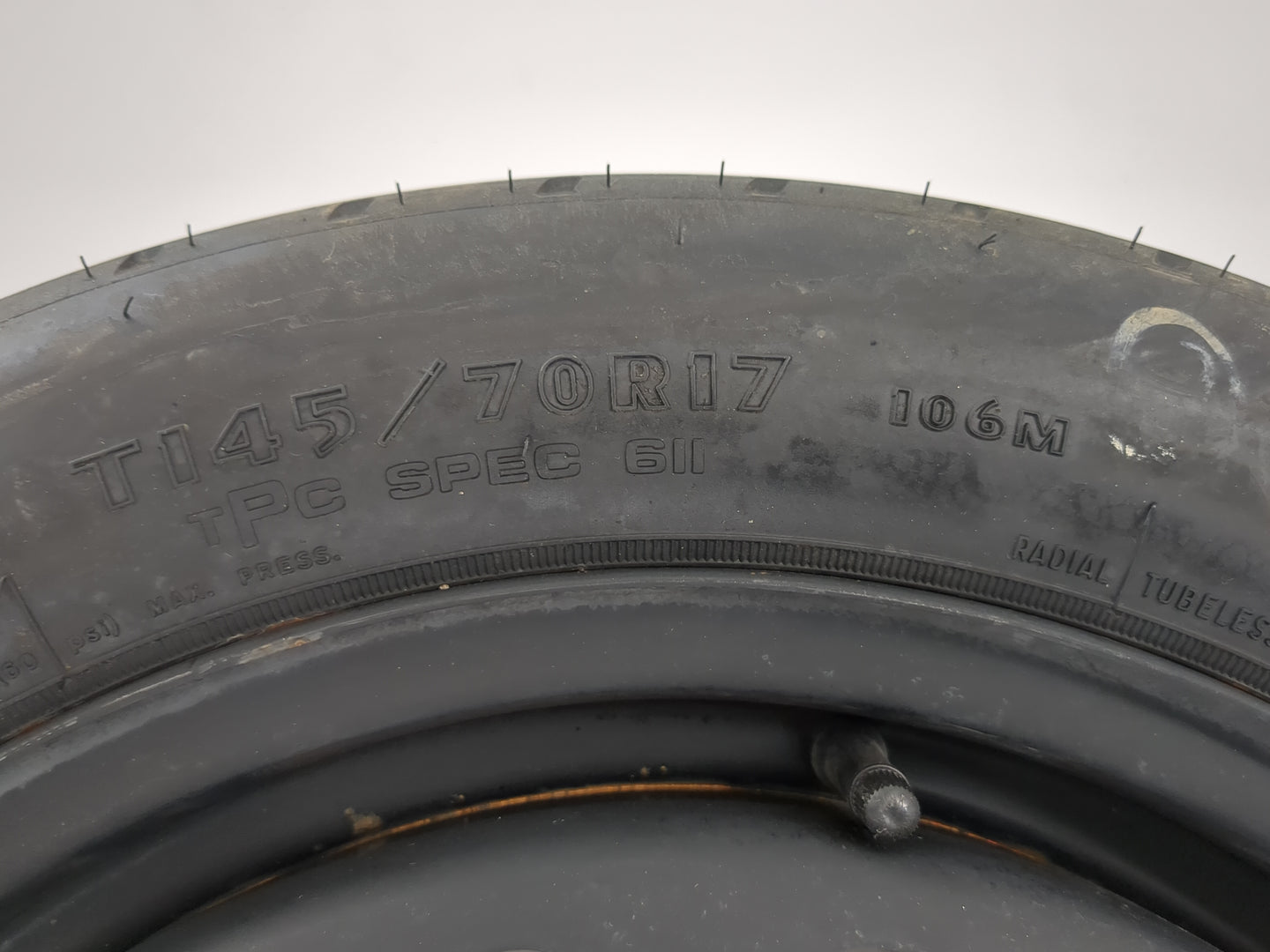 2003-2007 Cadillac Cts Spare Donut Tire Wheel Rim Oem 1462426 - Oemusedautoparts1.com
