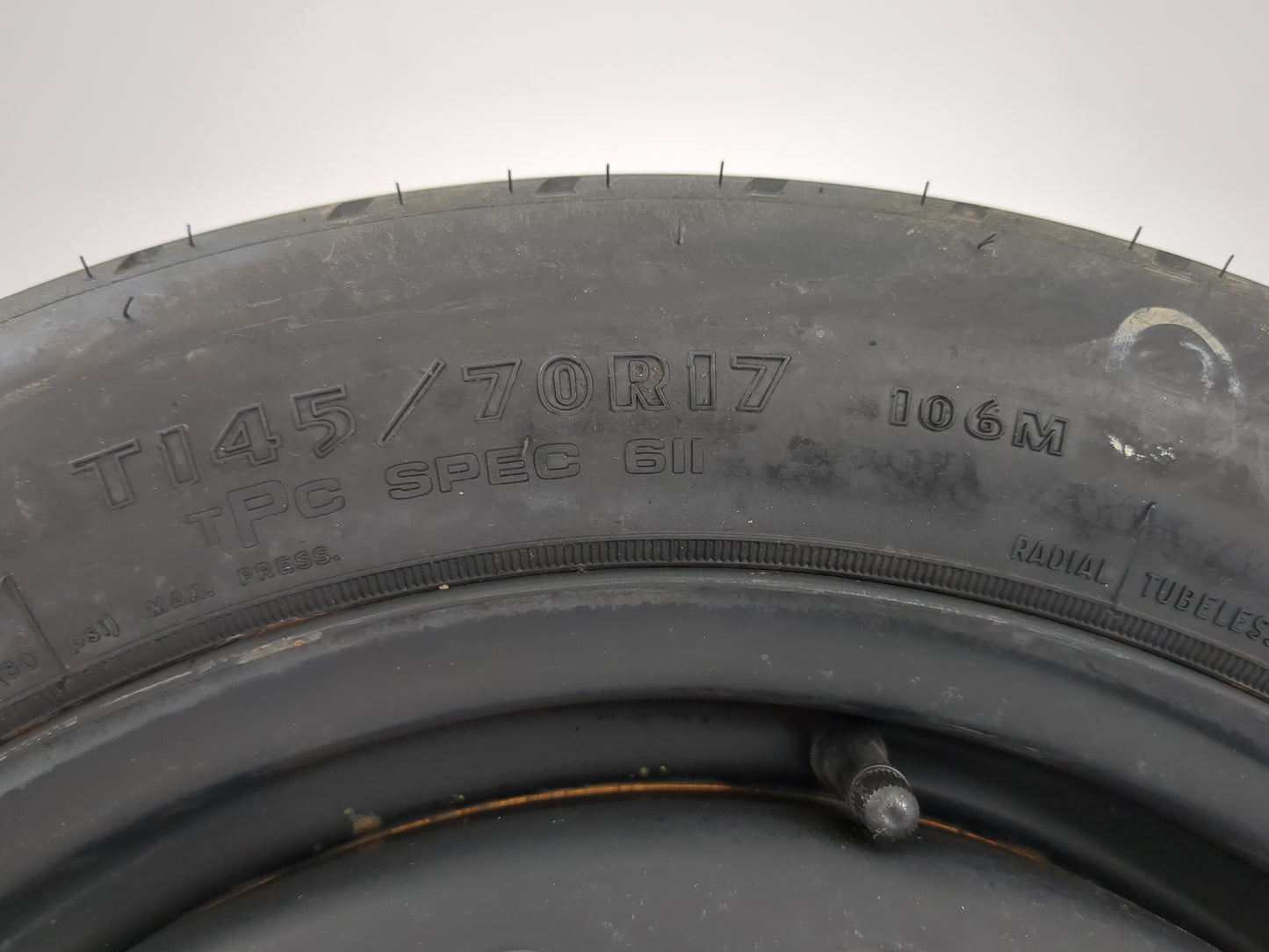 2003-2007 Cadillac Cts Spare Donut Tire Wheel Rim Oem 1462426 - Oemusedautoparts1.com
