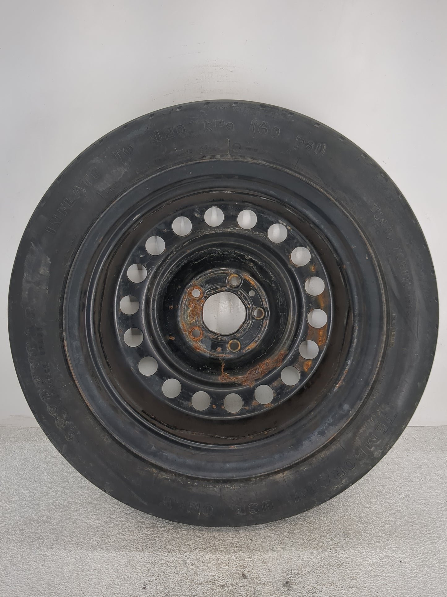 2003-2007 Cadillac Cts Spare Donut Tire Wheel Rim Oem 1462426 - Oemusedautoparts1.com