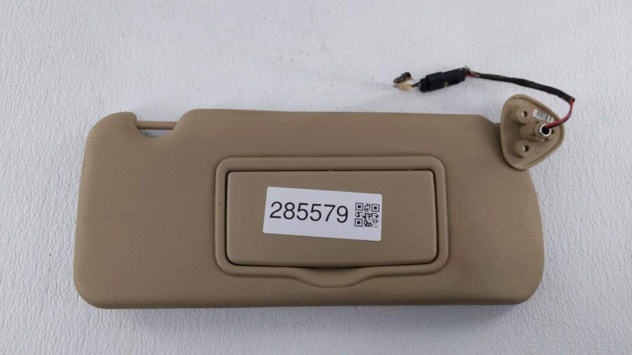 2003-2007 Cadillac Cts Sun Visor Shade Replacement Passenger Right Mirror Fits Fits 2003 2004 2005 2006 2007 OEM Used Auto P