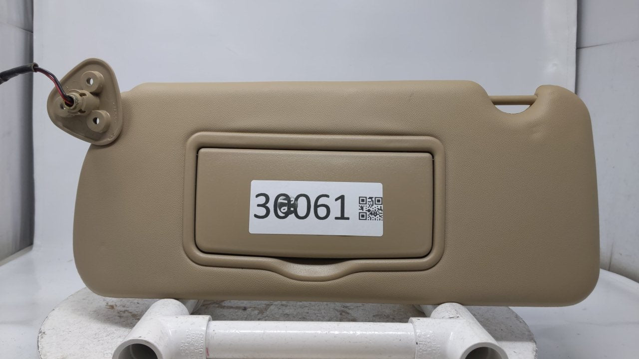 2003-2007 Cadillac Cts Sun Visor Shade Replacement Driver Left Mirror Fits Fits 2003 2004 2005 2006 2007 OEM Used Auto Parts