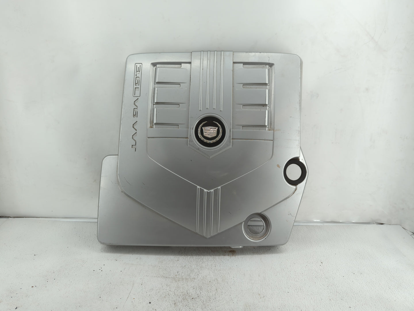2007 Cadillac Cts Engine Cover Silver - Oemusedautoparts1.com
