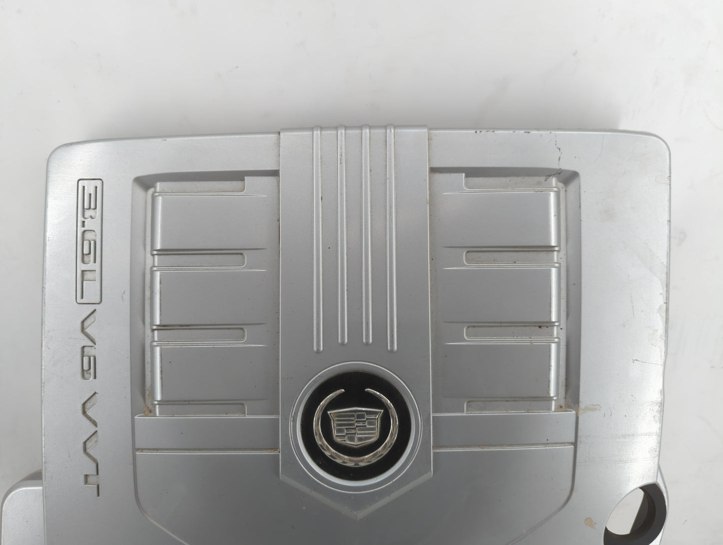 2007 Cadillac Cts Engine Cover Silver - Oemusedautoparts1.com