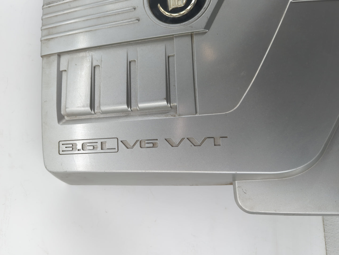 2007 Cadillac Cts Engine Cover - Oemusedautoparts1.com